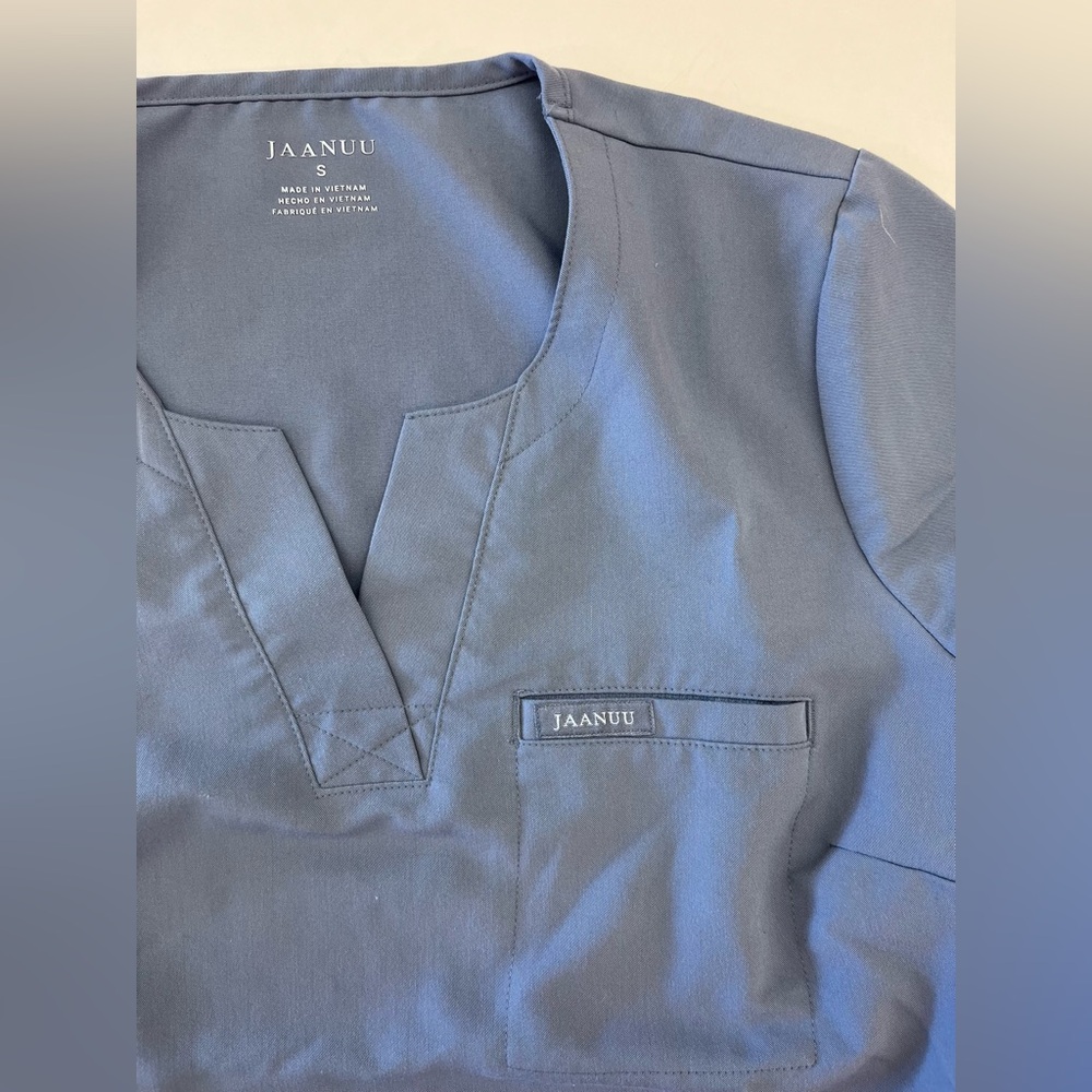 Jaanuu Scrub Set Gray - Picture 8 of 9